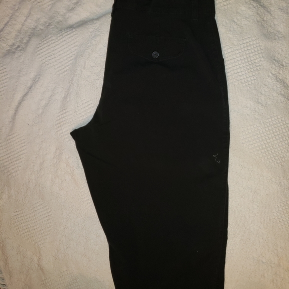 Lee Black Capris - Picture 1 of 5